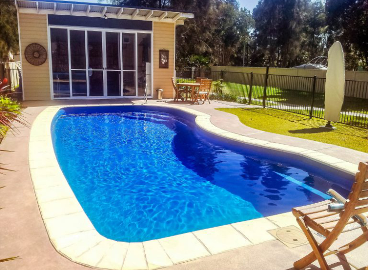 Sunsetter Pools - OZ - Melbourne Pool Designs